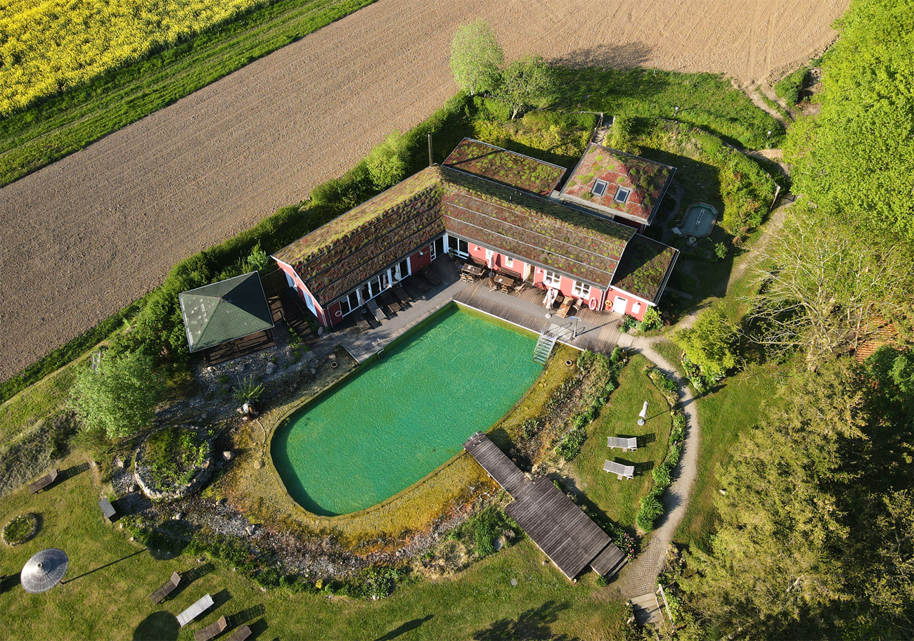 Gutshaus Stelolshagen Badeteich